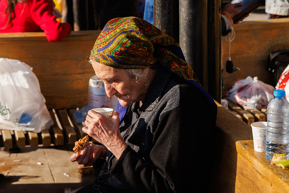 vieille femme arménienne déplacée conflit Haut Karabakh