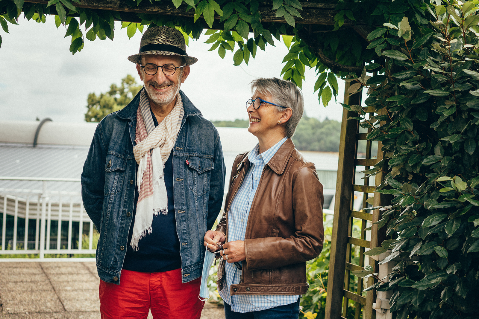 Sylviane et Patrick, bénévoles.