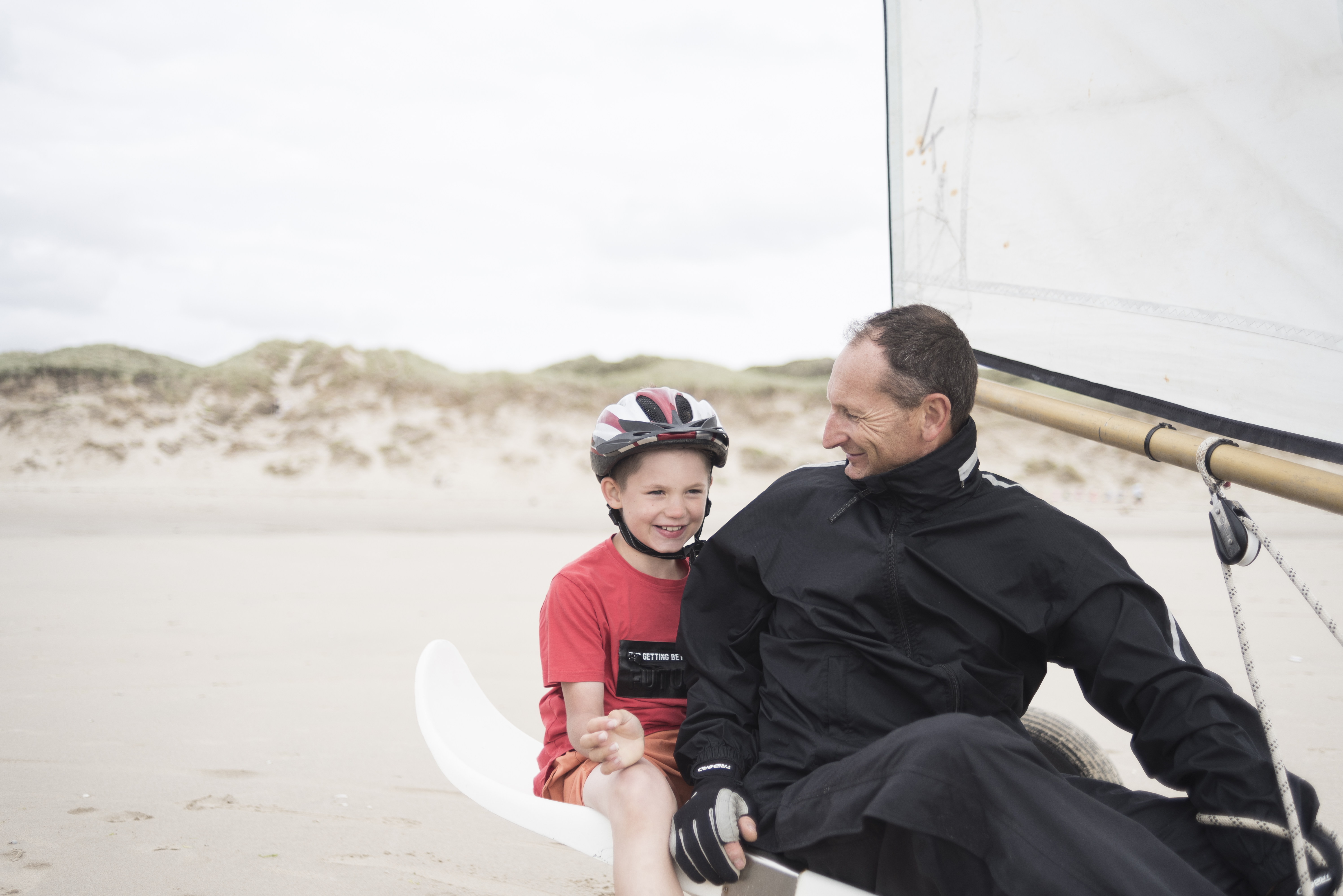 Un enfant avec son moniteur