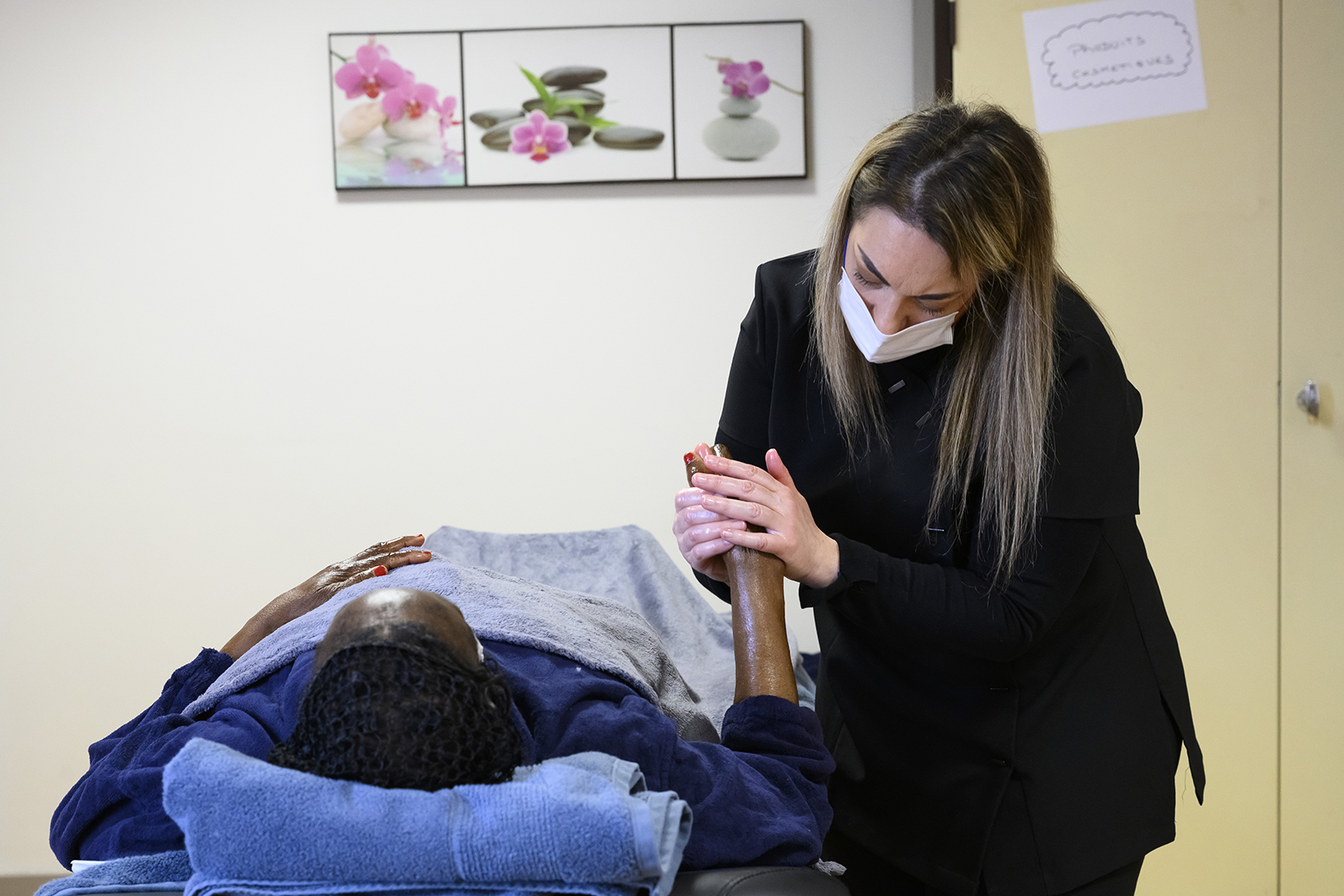 Séance bien-être au Secours Catholique de Rennes