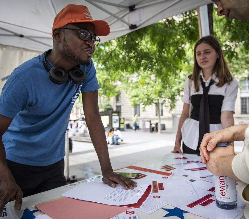 plaidoyer travailleurs sans papiers