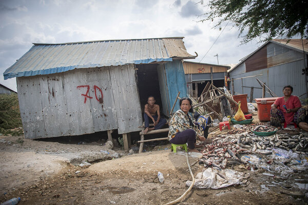 Dans un bidonville de Phnom Penh