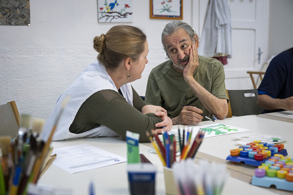 Un accueilli se confie à une bénévole