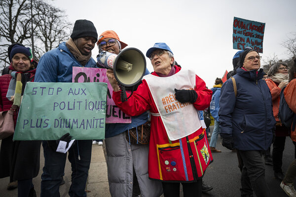 Manifestation pour la régularisation des travailleurs sans papiers