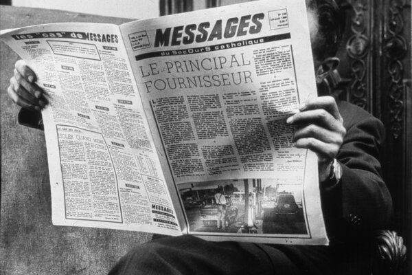 1971 : le journal officiel du Secours Catholique, Messages, est diffusé à plus d’un million d’exemplaires. Créé par Jean Rodhain à la fin de la guerre pour porter les Messages des prisonniers et de leurs familles, il est ensuite la voix de l