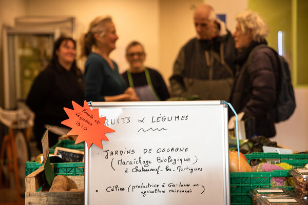 gros plan sur affiche légumes