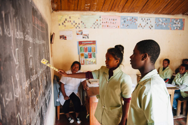 Le Centre de développement d’Andohatapenaka (CDA) scolarise chaque année jusqu’à 800 enfants issus de familles démunies.