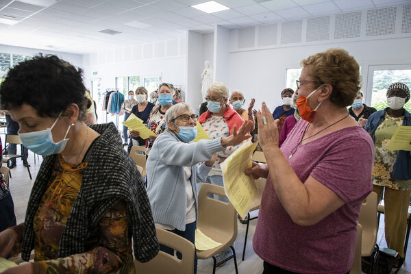 JUILLET&#13;
Halte spirituelle&#13;
&#13;
La prise en compte de la dimension spirituelle des personnes qu'il accompagne est au cœur des actions du Secours Catholique. Des moments de rencontre, de prise de recul, de prière et de partage sont organisés