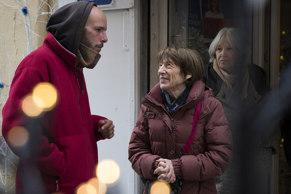 bénévoles auprès d'une personne accueillie