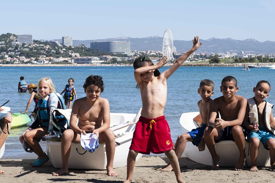 À Marseille, une parenthèse sur l'eau pour les enfants des quartiers