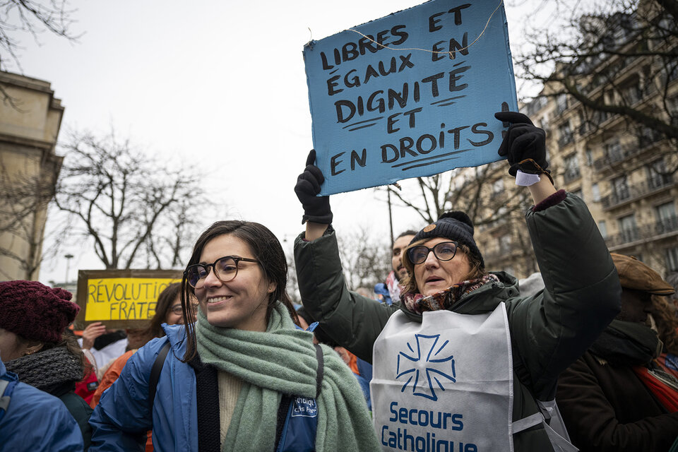 une manifestation pour les droits des sans papiers